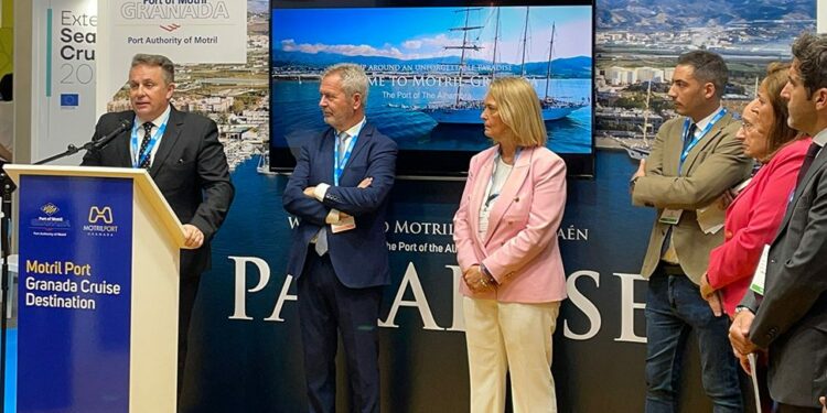 Granada exhibe su oferta turística para consolidarse como destino de cruceros