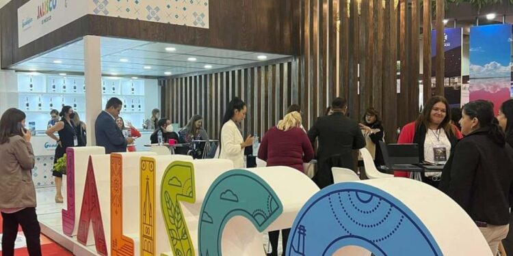 Postularon a Puerto vallarta como una ciudad para sede de futuros congresos y convenciones.