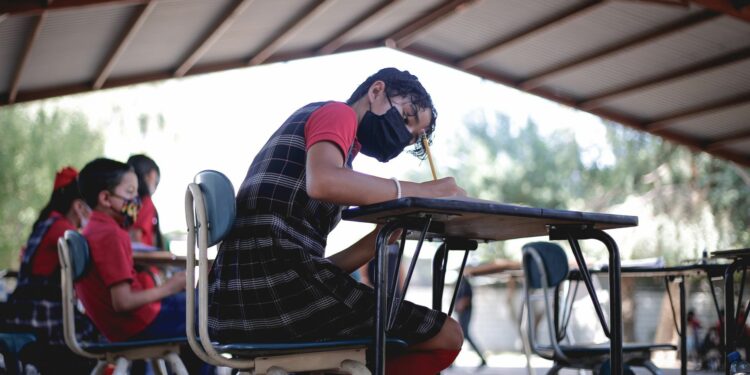 Jueza ordena restablecer el programa Escuelas de Tiempo Completo a nivel nacional