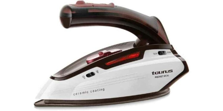 Mini plancha de ropa para viaje Taurus Pocket Iron