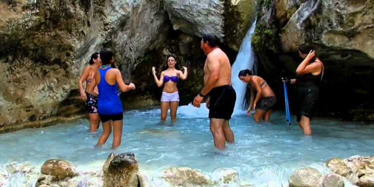 Las piscinas naturales de la Poza de los Patos, en M