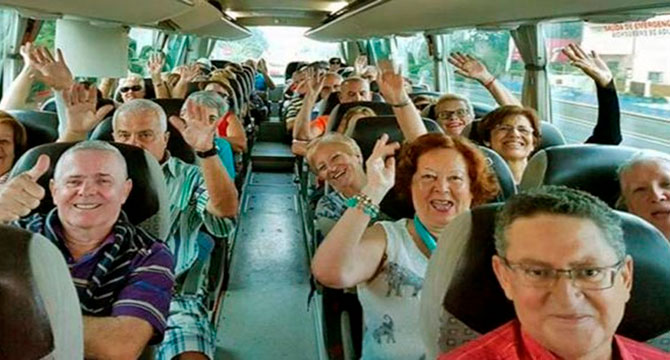 Los murcianos pueden reservar sus viajes en el Imserso a partir de este martes