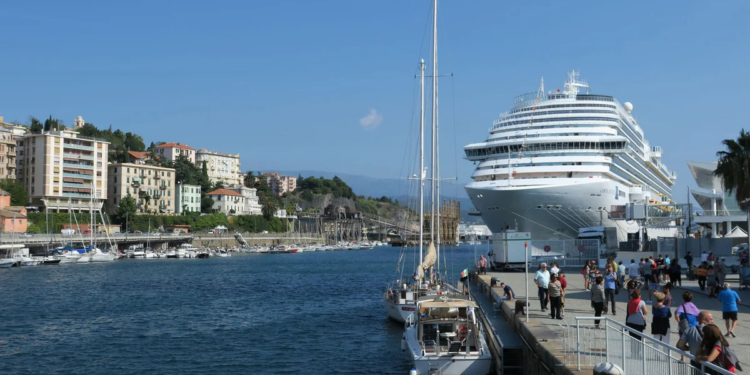 Novedades turísticas: viajes a EEUU y cancelación de cruceros Costa