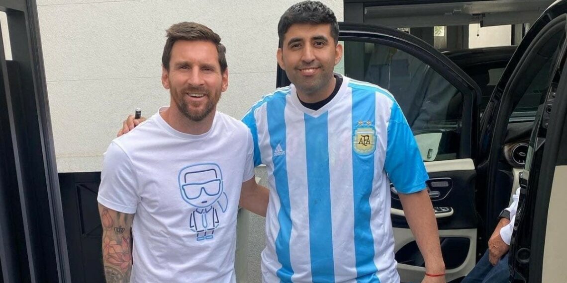 Peluquero visitó Francia y pudo conocer a Lionel Messi en su casa