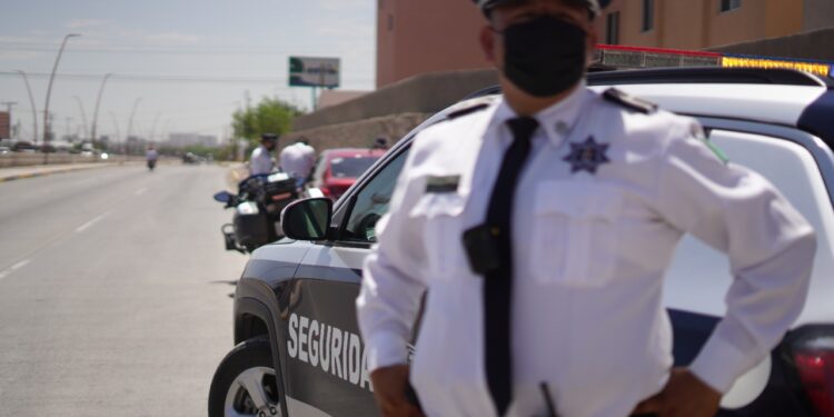 Pide Seguridad Vial conducir con precaución sobre los cruceros de Neptuno y Ejército Nacional por trabajos de la JMAS - ADN