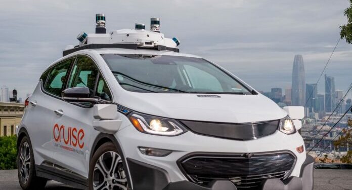Por un accidente, retiran del mercado la unidad autónoma "Cruise" de GM