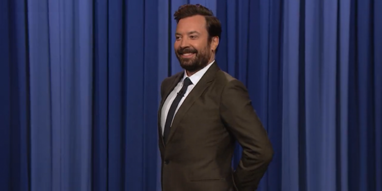 “Presidente de un crucero”: Jimmy Fallon se ríe de foto presidencial de Gabriel Boric
