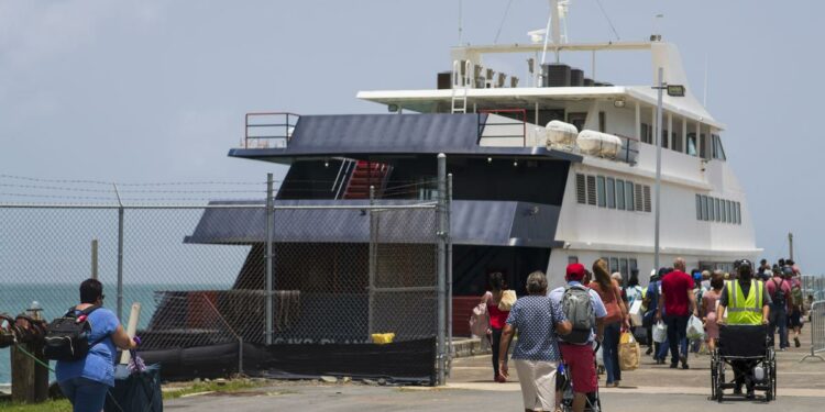 Puerto Rico Ferry reanuda viajes a Vieques y Culebra tras el paso del huracán Fiona