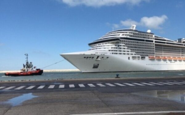 Puerto de Ancona celebra alza de 49% de pasajeros desde el MSC Fantasia en 2022