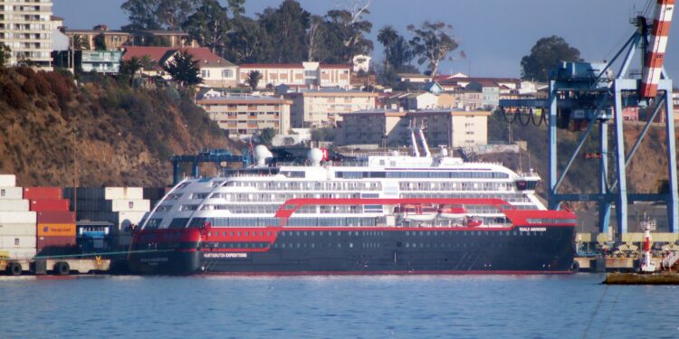 Recalada de cruceros se reactiva con la llegada de 300 mil turistas en la temporada – G5noticias