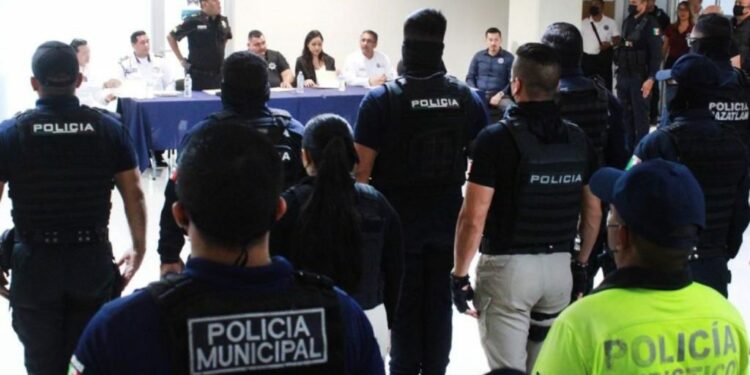 Policías