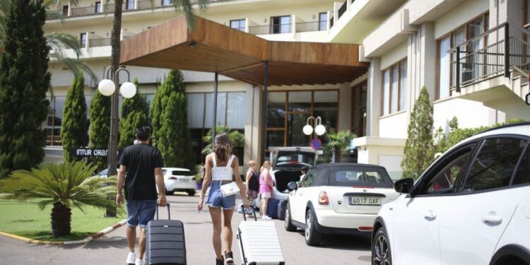 La Generalitat lanza un nuevo bono turístico para consolidar los niveles de ocupación