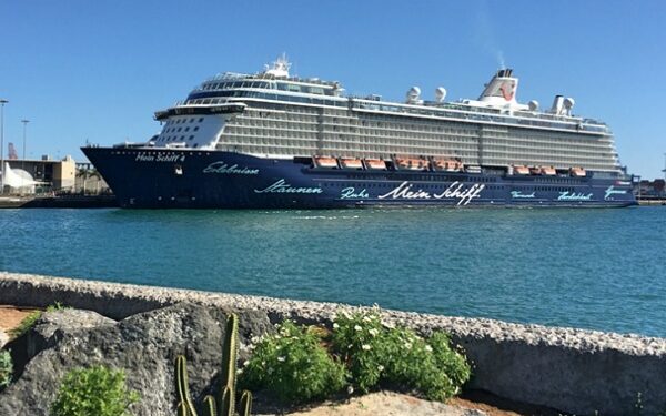 TUI Cruises elimina vacunación obligatoria en varios de sus viajes