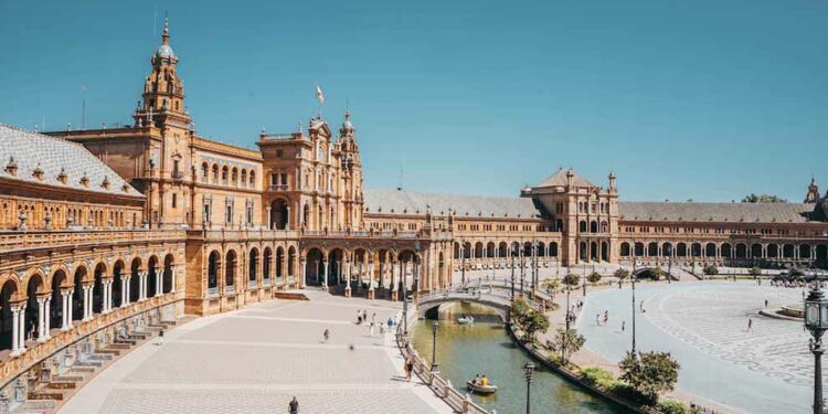Todo lo que debe saber antes de viajar a Sevilla