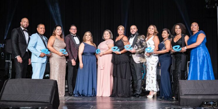 Tour operador Expert Travellers entrega premios Summer Glam 2022