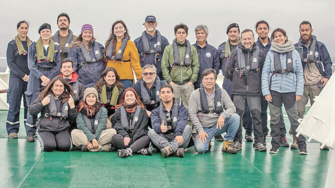 Universidad de Magallanes participó en crucero científico del Shoa