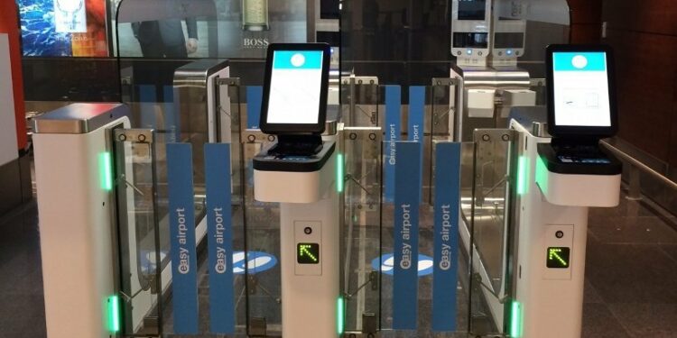 Uruguay licita un sistema digitalizado de gestión de migraciones