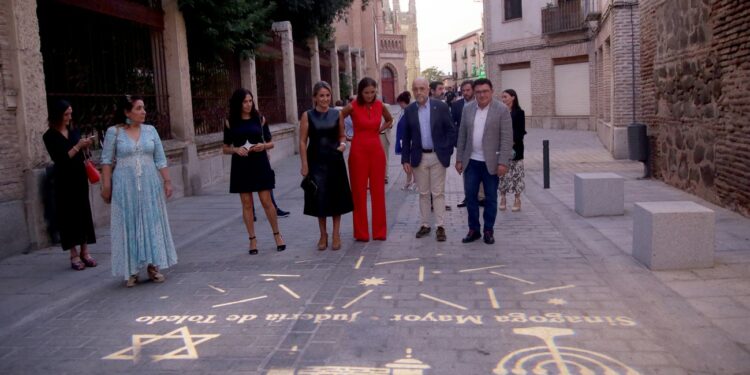VÍDEO | La ministra Maroto felicita en Toledo a las Ciudades Patrimonio por ofrecer su cultura y riqueza cultural - Noticias Toledo y Provincia