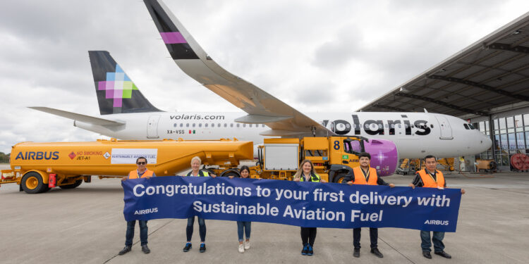 Volaris realiza primer vuelo con combustible sustentable