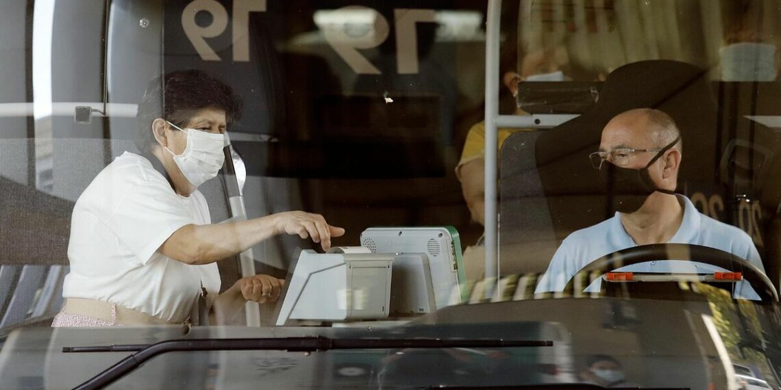 Viajes gratis durante 24 horas en los autobuses de Huelva con el Día sin coches