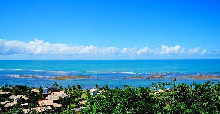 Postal de Arraial d´Ajuda, cerca de Porto Seguro. Foto Shutterstock