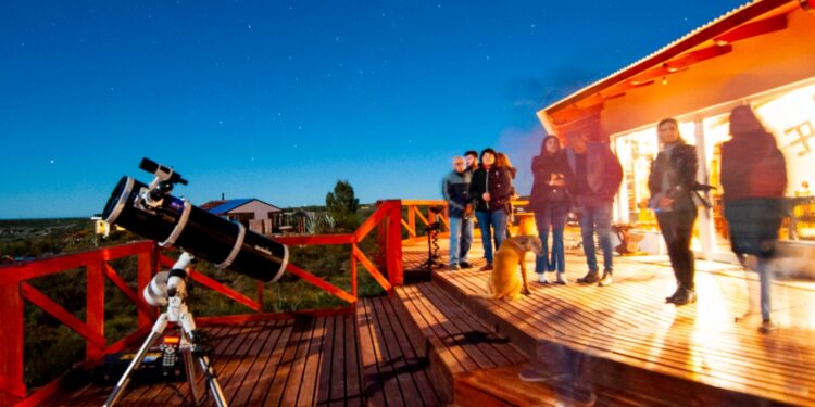 la nueva propuesta que te invitar a mirar estrellas y probar sabores de la Patagonia