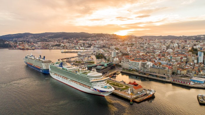 El Puerto de Vigo recibe una triple escala de cruceros