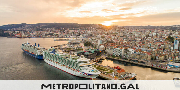 El Puerto de Vigo recibe una triple escala de cruceros que supone la llegada de más de 9.000 personas