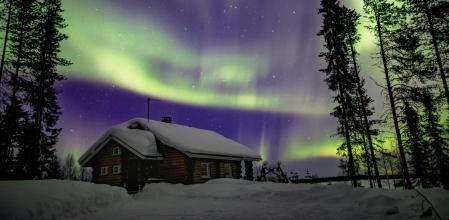 Laponia (Finlandia). Las auroras boreales han estado tradicionalmente rodeadas de misterio. Fuente de inspiración de viajeros y científicos, atraen la atención de turistas de todo el mundo