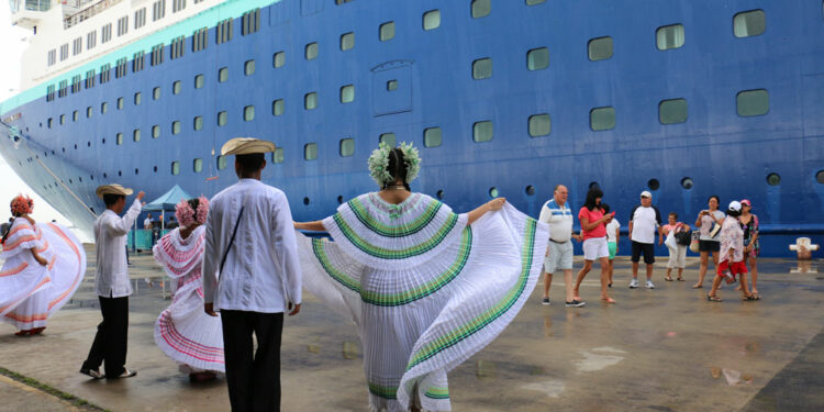 Primer trimestre de la temporada de cruceros impactará en aproximadamente $10 millones la economía del país