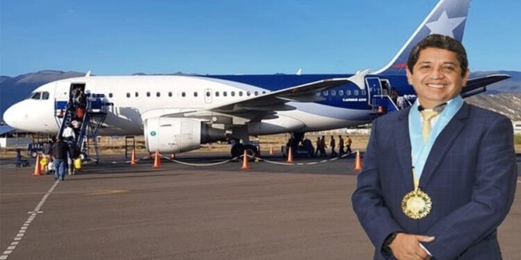 Alcalde de Huamanga realizó 115 viajes nacionales y 10 internacionales