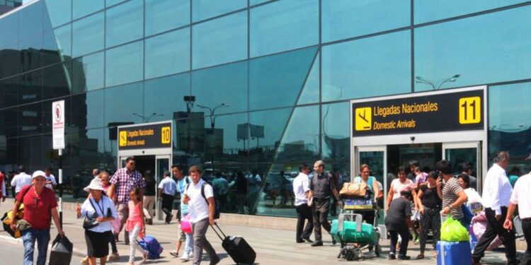 BCRP | Sector servicios creció 3% en agosto y acumula un avance de 4,4% | Economía