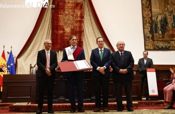 Carbayo reconoce a los miles de estudiantes universitarios como los mejores embajadores de la ‘Marca Salamanca’ - SALAMANCArtv AL DÍA