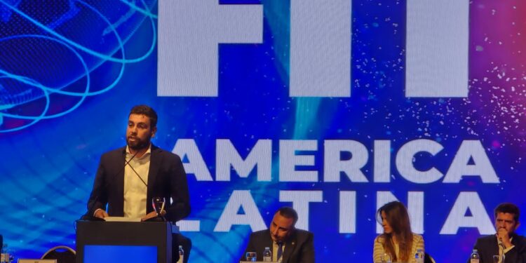 Lucas Delfino, presidente del Ente de Turismo del Gobierno de la Ciudad de Buenos Aires (Entur), en la apertura de la FIT