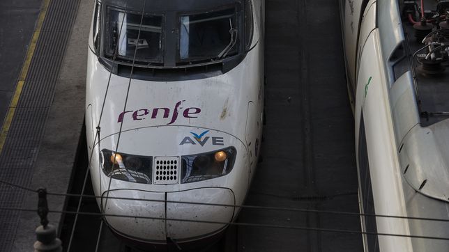 Cómo reclamar a Renfe por el retraso de un tren y en qué casos me corresponde una indemnización