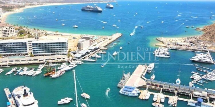 Continúan playas de Los Cabos como las mejores del continente americano
