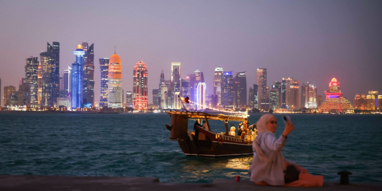 El mundial en Qatar provocará, al igual que el de Rusia en 2018, un nivel récord de viajes y gasto de argentinos en el exterior