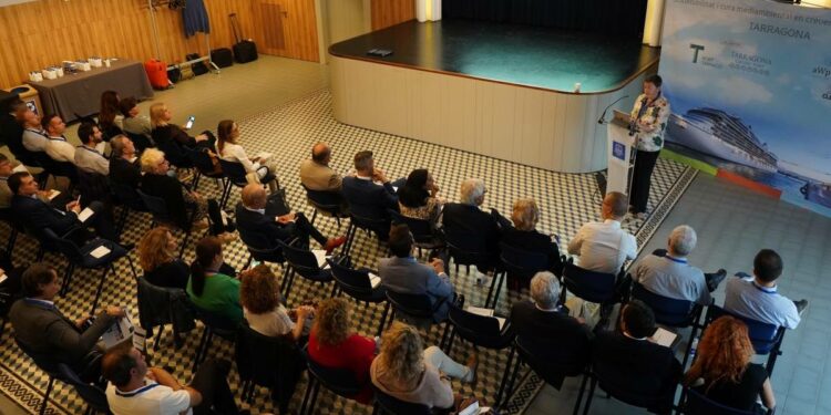 El impacto ambiental de los cruceros en la costa tarraconense es casi nulo, según un estudio