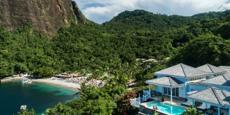 LD.2BR - PISCINA_FUN - DJI_FC6310S - 191101_101333 - 011832-HDR