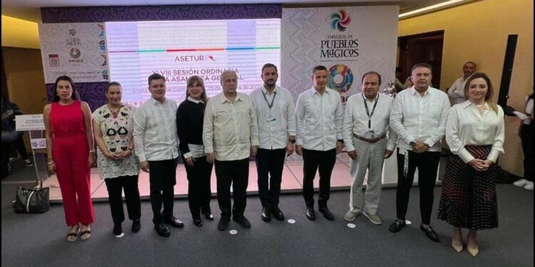 Forma parte la Secture de la mesa directiva de la Asetur