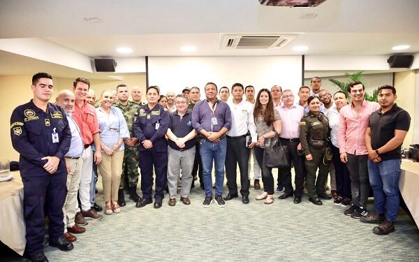 A la reunión asistió la secretaría de Seguridad y Convivencia, Policía Metropolitana, Ejército Nacional, Indetur, Dimar, Guardacostas, hoteleros y prestadores de servicios turísticos.