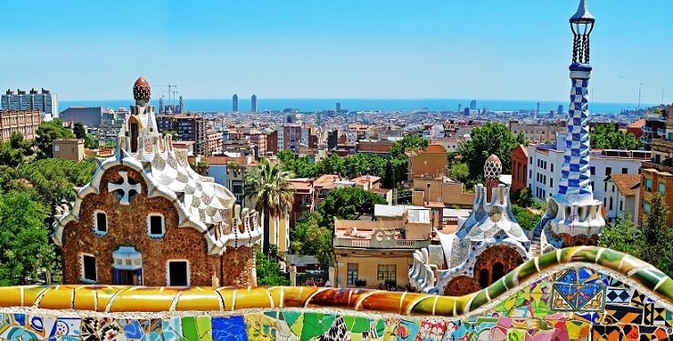 Vista desde el Parque Güell (Barcelona) | Foto: Turespaña