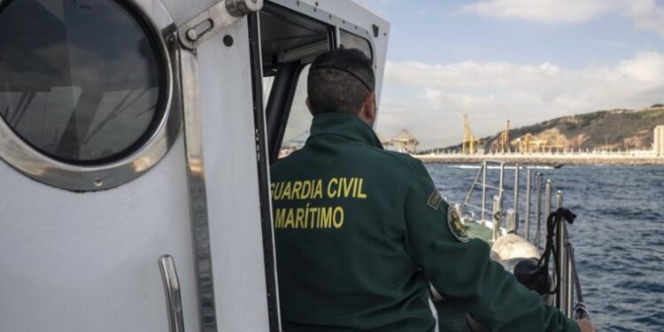 Una patrullera del Servicio Marítimo de la Guardia Civil