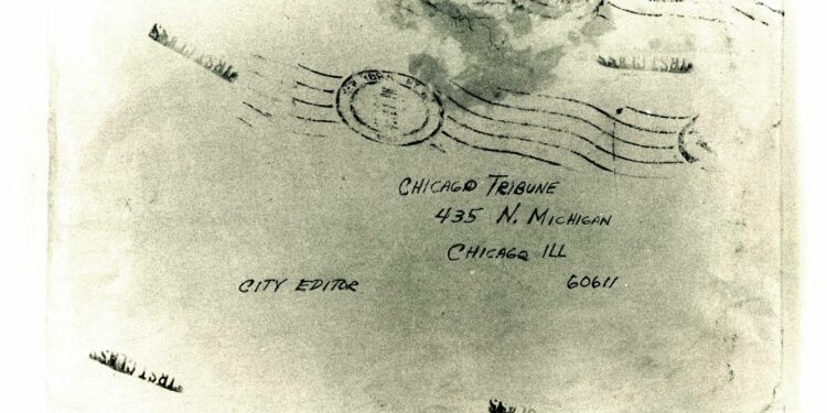 The front of the envelope that contained the letter by James Lewis sent to the Chicago Tribune in 1982. PLEASE CONFIRM THAT THIS ENVELOPE HELD THIS LETTER (Chicago Tribune historical photo) tylenolFolder Description: Lewis, James W.Folder Extended Description: Robert Richardson   Tylenol CaseTitle: LEWIS, JAMES W. ALSO KNOWN AS ROBERT RICHARDSON TYLENOL CASE MISC.Subject: LEWIS, JAMES W.