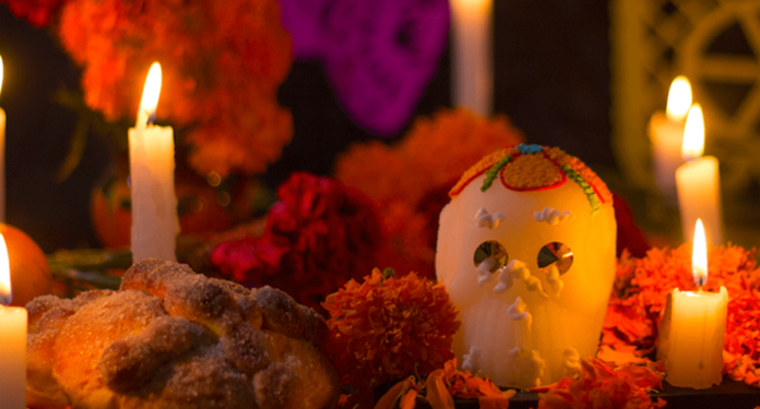 Altar de Día de Muertos