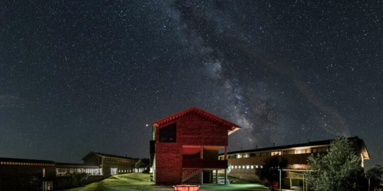 Los mejores rincones de Extremadura para atrapar las estrellas