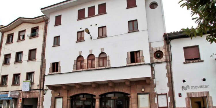 Luz verde al Plan de Sostenibilidad Turística de Cangas de Onís que permitirá rehabilitar el Cine Colón