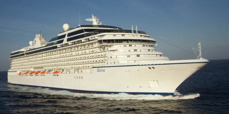 Mañana llega a Gijón el crucero MS Marina, con 1.075 pasajeros a bordo
