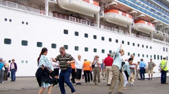 Más de 6.000 turistas llegarán al Perú en cruceros hasta el cierre del 2022