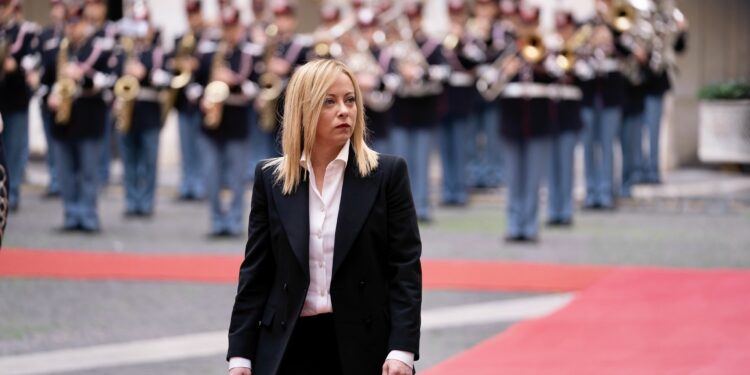 Meloni elige Bruselas para dar inicio a sus viajes como primera ministra